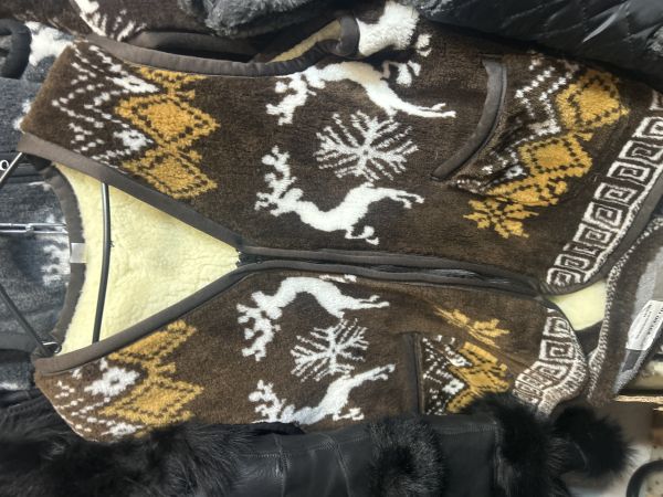 Жилет ЛЮКС ( коричневий, сірій)