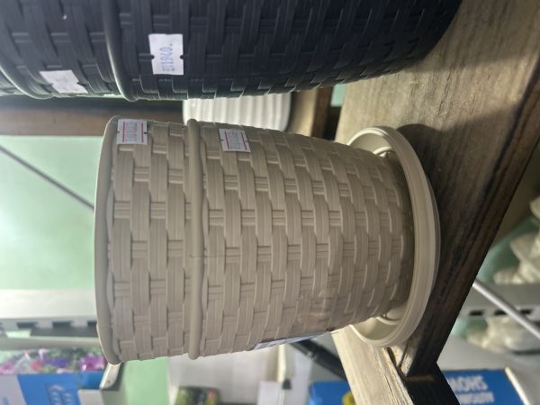 Вазон Ротанг 12*11см 0,9л + піддон